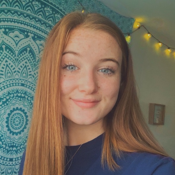 Meet your Posher, Rori - Picture 1 of 1